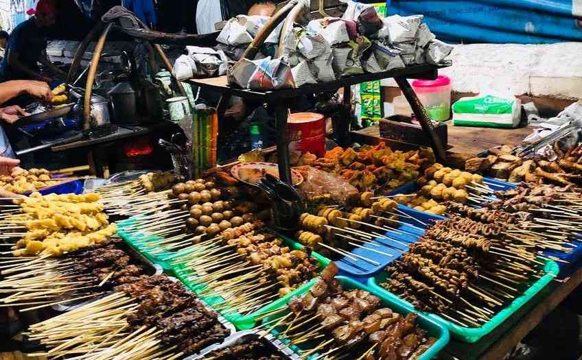 Angkring Underlogic: Rasa Autentik yang Menggigit Jiwa di Cilacap